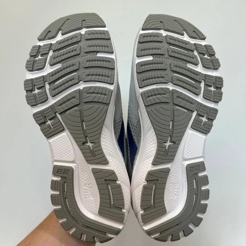Brooks Womens Sneakers Size 9 Adrenaline GTS 22 Running Shoes Gray Blue Active